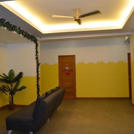 Hostellery Manilla Buitenkant foto
