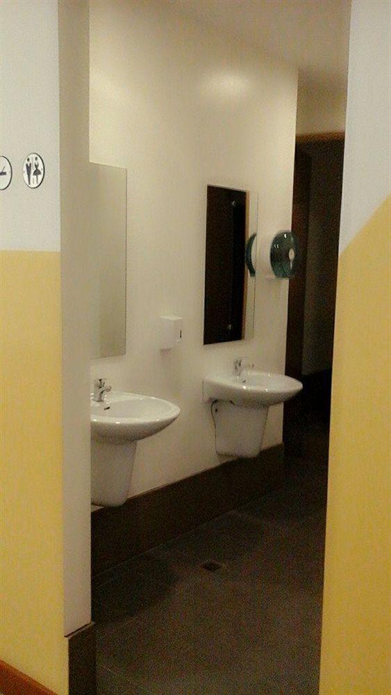 Hostellery Manilla Buitenkant foto